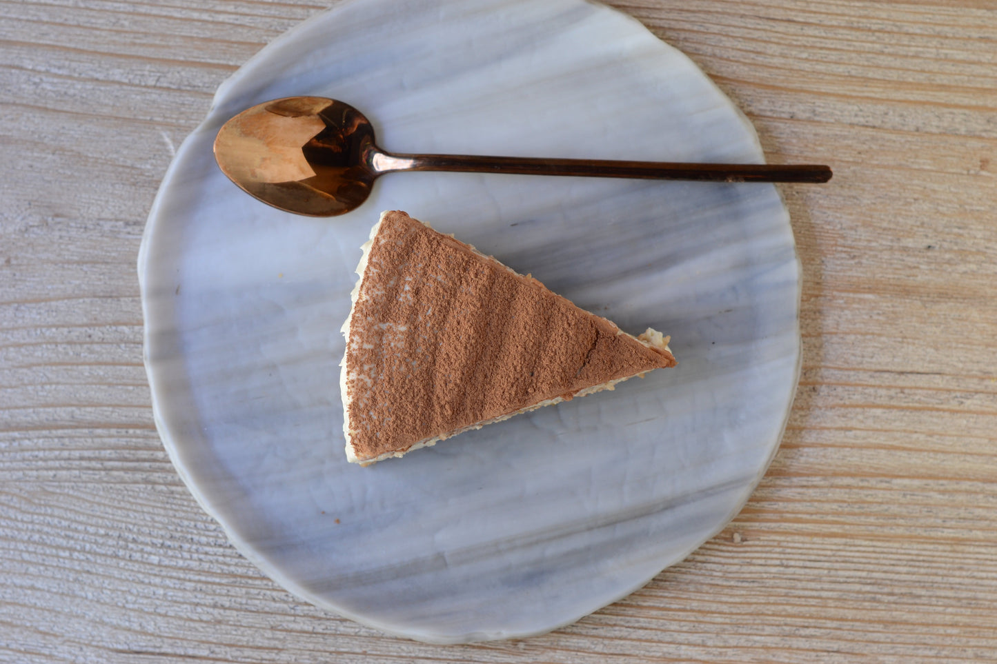 Pastel vegano y sin gluten de tiramisú.