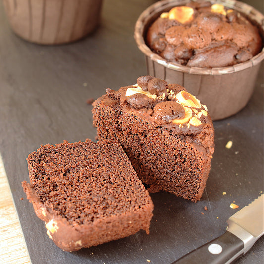 Muffin Sin Gluten, Sin Lacotsa y Vegano sabor Cacao, con Chips de Chocolate y Avellanas