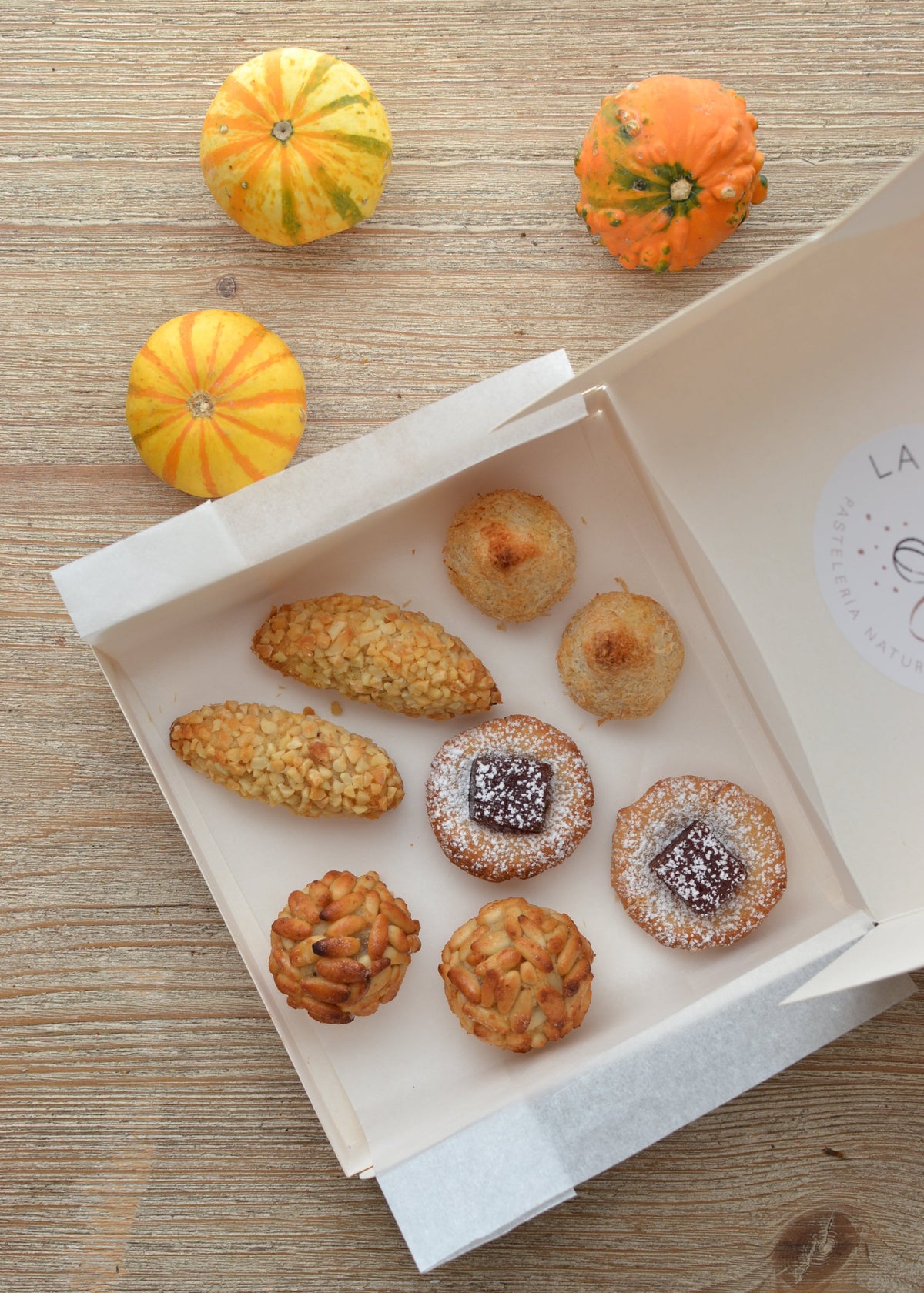 Caja surtida de panellets veganos y sin gluten 
