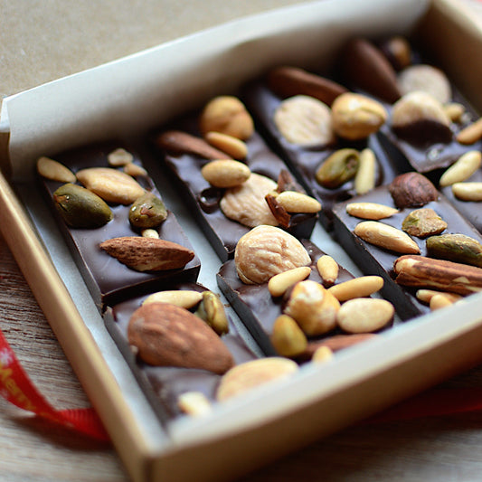 Mini Turrones con Chocolate y Frutos Secos